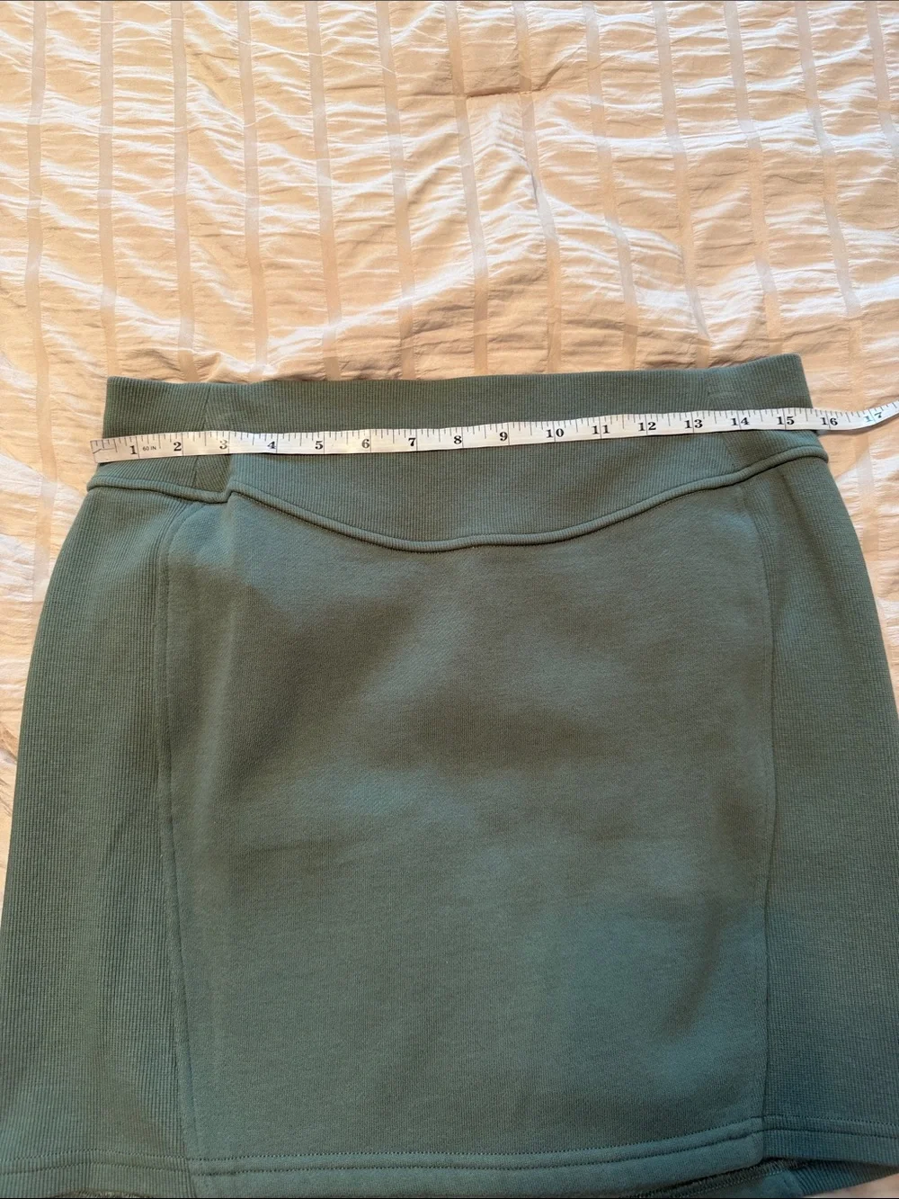 Lululemon scuba high rise mini skirt eucalyptus size large - Picture 5 of 6